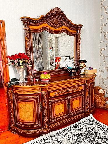 qoz: Klassik üslubda taxta konsol güzgü dəsti - Material: keyfiyyətli — 1