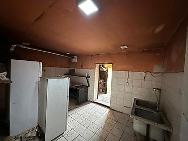 Продажа помещений свободного назначения: Здание смешанного типа, расположенное на угловом участке, идеально — 11