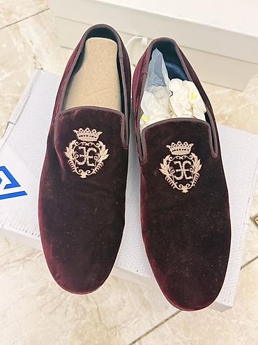 Ayaqqabılar: Fabi məxməri loafers - Model: klassik slip-on loafers - Material — 1