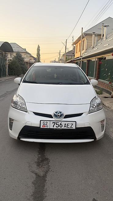small car: Toyota Prius: 2012 г., Гибрид, Хэтчбэк — 1