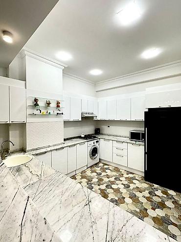 ecemi naxcivanide kiraye evler: İcarəyə verilir 3 otaqlı yeni tikili 125 m², Nəsimi r. Kateqoriya — 8