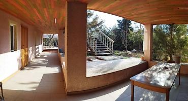 Продажа коттеджей и домов: Продам в центре двухэтажный кирпичный дом,+ цокольный этаж. Удобен — 23