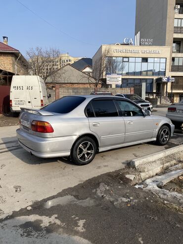 Honda: Honda Civic: 1999 г., 1.5 л, Автомат, Бензин, Седан