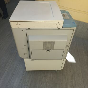 Kompüter və noutbuk aksesuarları: Canon iR 2016 modelinə malik bu çoxfunksiyalı printer ofis ehtiyacları