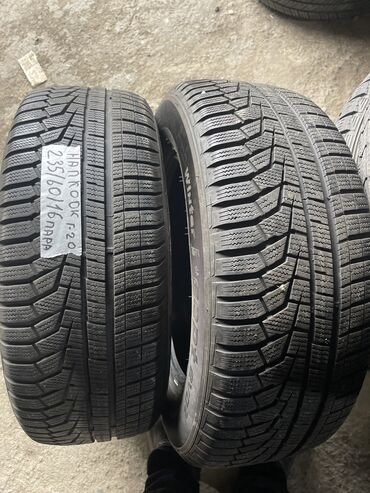 Шины: Шины 235 / 60 / R 16, Зима, Б/у, Пара, Легковые, Корея, Hankook