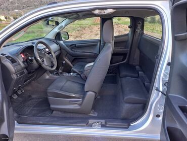 Isuzu: Isuzu D-Max: 2.5 l. | 2015 έ. 156000 km. Πικάπ — 5