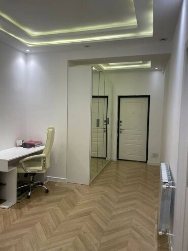 Yeni tikili: 3 otaqlı, Yeni tikili, 134 kv. m -da lalafo.az — 3 Yeni tikili: 3 otaqlı, Yeni tikili, 134 kv. m — 3