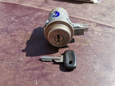 Auto delovi: Brava paljenja Lada 2121,21213,21214 Niva, Lada 7 Riva br.1. Polovno — 2