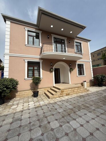 kohne heyet evleri: 5 otaqlı, 200 kv. m, Yeni təmirli