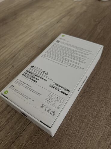 iphone 14 kaç manat: IPhone 16 Pro, 128 GB, Black Titanium