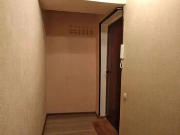 Офисы: 1 комната, Риэлтор, Без подселения, С мебелью полностью