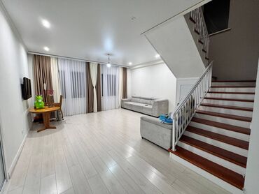 Долгосрочная аренда домов: 200 м², 5 комнат — 6