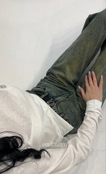 джинсы со скидкой: Кюлоты, Высокая талия, Со стразами
