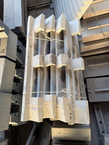 Другое оборудование для производства: Литейный завод, литье высококачественной высокомарганцовистой стали — 31