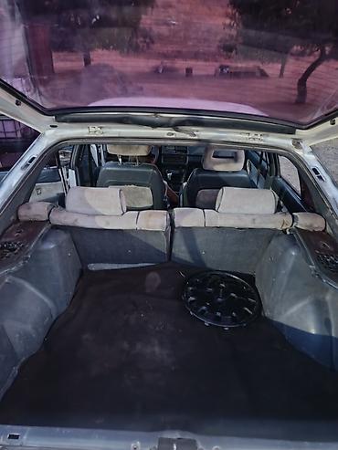 Mazda 626: 1988 г., 2 л, Кол менен иштөөчү, Лифтбек lalafo.kg да — 6 Mazda 626: 1988 г., 2 л, Кол менен иштөөчү, Лифтбек — 6