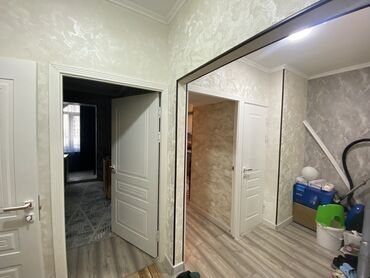 кыргызстан квартиры продажа: 2 бөлмө, 52 кв. м, 105-серия, 5 кабат, Евроремонт