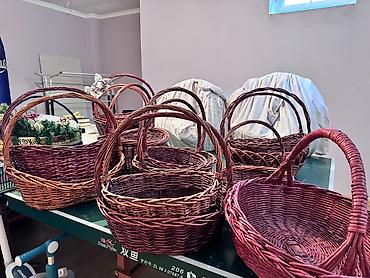 Корзины: Имеется разные корзины, разного размера и дизайна По ценам писать на — 18