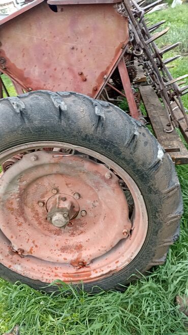 купить трактор бу в москве: Сеялка зерновой