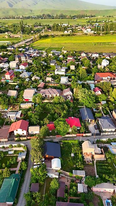 котедж слив: 🏡✨ ПРОДАЁТСЯ КАПИТАЛЬНЫЙ ДАЧНЫЙ ДОМ В СЕЛЕ АРАШАН! ✨🏡 📍 ДТ «Достук» — — 10