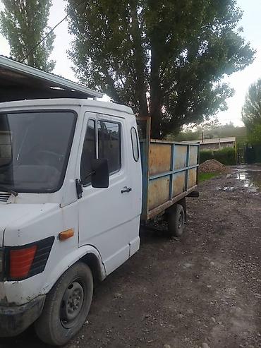 220 mers: Легкий грузовик, Mercedes-Benz, Стандарт, 3 т, Б/у — 2