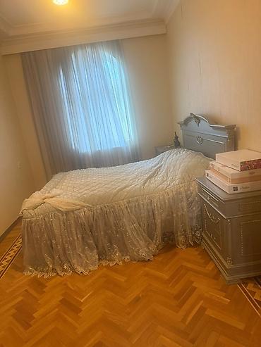 mebel kreditle: Klassik üslubda tam yataq otağı dəsti Dəst tərkibi: - 1 ədəd geniş 4 — 5