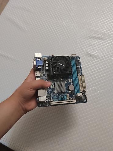 iphone mini: Материнская плата для ПК, Б/у, Gigabyte, Mini-ITX — 1