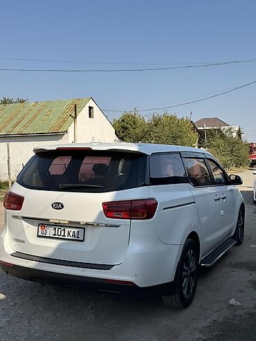 мини ман: Kia Carnival: 2018 г., 2 л, Автомат, Дизель, Минивэн — 5