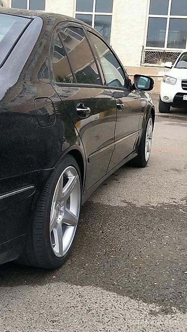 kruz masin: Mercedes-Benz orijinal yüngül lehimli disklər və təkərlər komplekti — 1