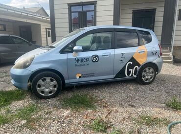 машына автомат: Honda Fit 2003 
Кыргыз номерде