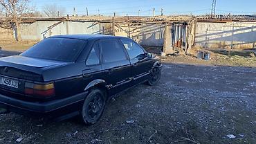 Volkswagen: Volkswagen Passat: 1988 г., 1.8 л, Механика, Бензин, Седан — 11