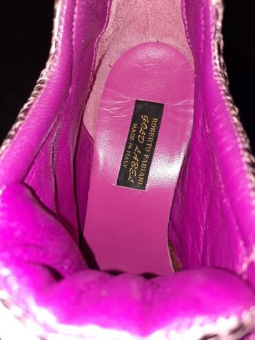 Women's Sneakers and athletic shoes: 38 — 4