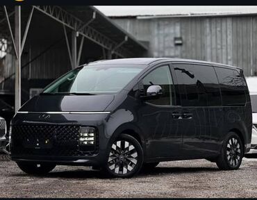 Hyundai: Hyundai Staria: 2021 г., 2.2 л, Автомат, Дизель, Минивэн