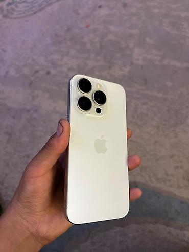 Техника и электроника: IPhone 15 Pro, Б/у, 256 ГБ, Natural Titanium, Зарядное устройство, Кабель, 82 % — 1