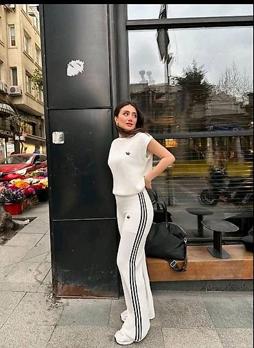 cargo: Adidas koncani kompleti
Uvoz Turska
Cena: 5500 dinara — 4
