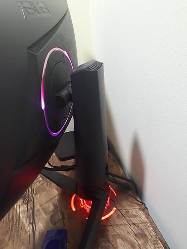 Masaüstü kompüterlər və iş stansiyaları: CPU: Intel Core i7-9700K (3.6GHz) Ana kart: ASUS Maximus X Formula — 10