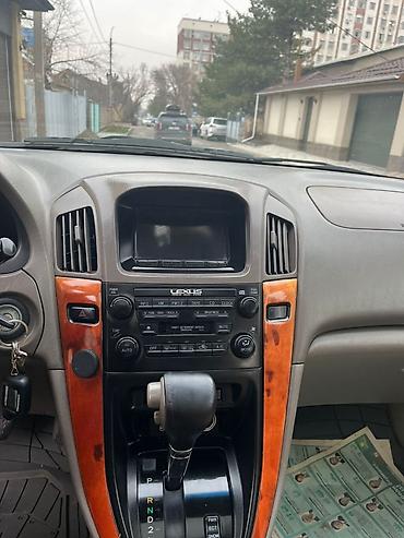 Lexus: Lexus RX: 2000 г., 3 л, Автомат, Газ, Кроссовер — 7