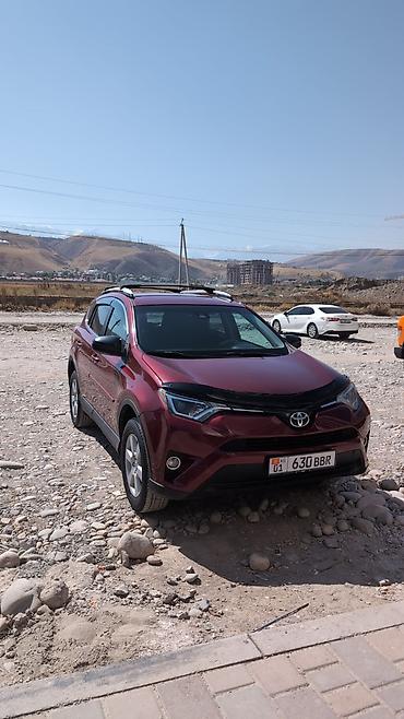 d 4d: Toyota RAV4: 2018 г., 2.5 л, Бензин — 2