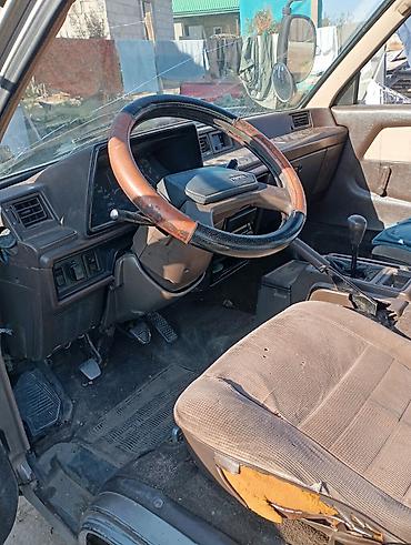 LDV: LDV : 1989 г., 2 л, Механика, Бензин, Минивэн — 2