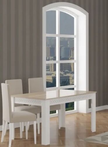 продажа столов и стульев: Ağ-rəngli karkaslı, açıq ağac tonunda üst səthə malik yemək masası