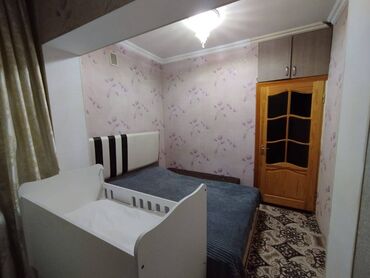 Uzunmüddətli kirayə mənzillər: Qaraçuxur qəsəbəsində 146 nömrəli tam orta məktəbin yaxınlığında — 7