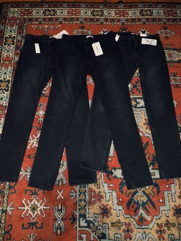 джинсы чёрные: Джинсы цвет - Черный