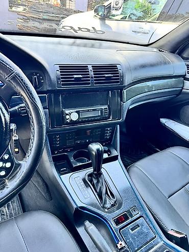 BMW: BMW 5 Series E39 sedan – ağ rəngdə. - Eksteryer: M paket üslublu — 11