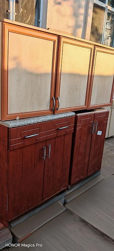 metbex tavanlari: Metbex mebeli satilir 140azn.Ölçüsü aşağı 1.50 yuxarı dolab 1.70 — 1
