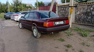 бу чехол: Audi 100: 1992 г., 2 л, Механика, Бензин, Седан — 4