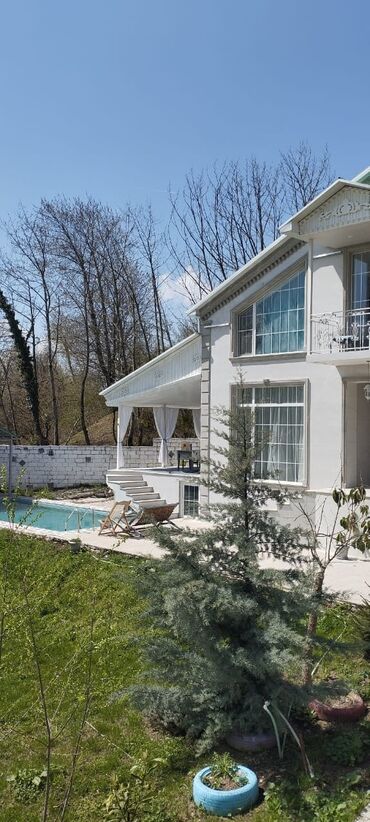 Bağ evlərinin kirayəsi: 200 kv. m, 4 otaqlı, Hovuzlu — 2