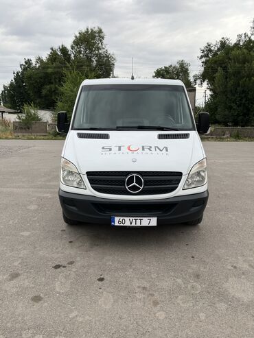 mercedesbenz sprinter баткен: Жеңил жүк ташуучу унаа, Mercedes-Benz, Колдонулган