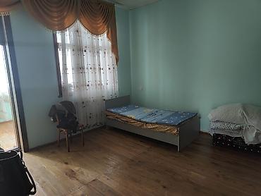 bakıda ev kirayə verilir: 4 otaqlı, 100 kv. m, Kredit yoxdur, Orta təmir — 8