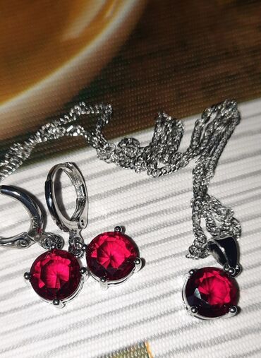 Наборы украшений: Комплект из серебра 925 пр💫. серьги + цепочка с кулончиком. вставка — 14