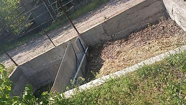 Продажа коттеджей и домов: Продается два участка. в одном есть времянка небольшая с погребом — 11