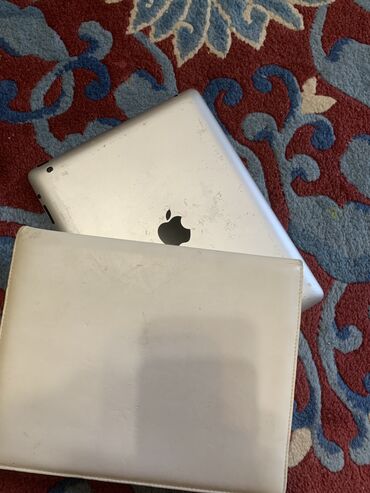 apple ноудбук: Планшет, Apple, Б/у, цвет - Серебристый